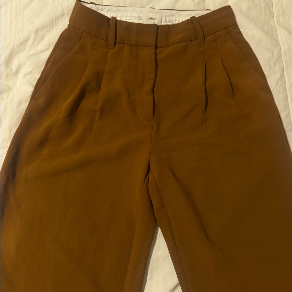 Aritzia Wilfred Trousers size 2